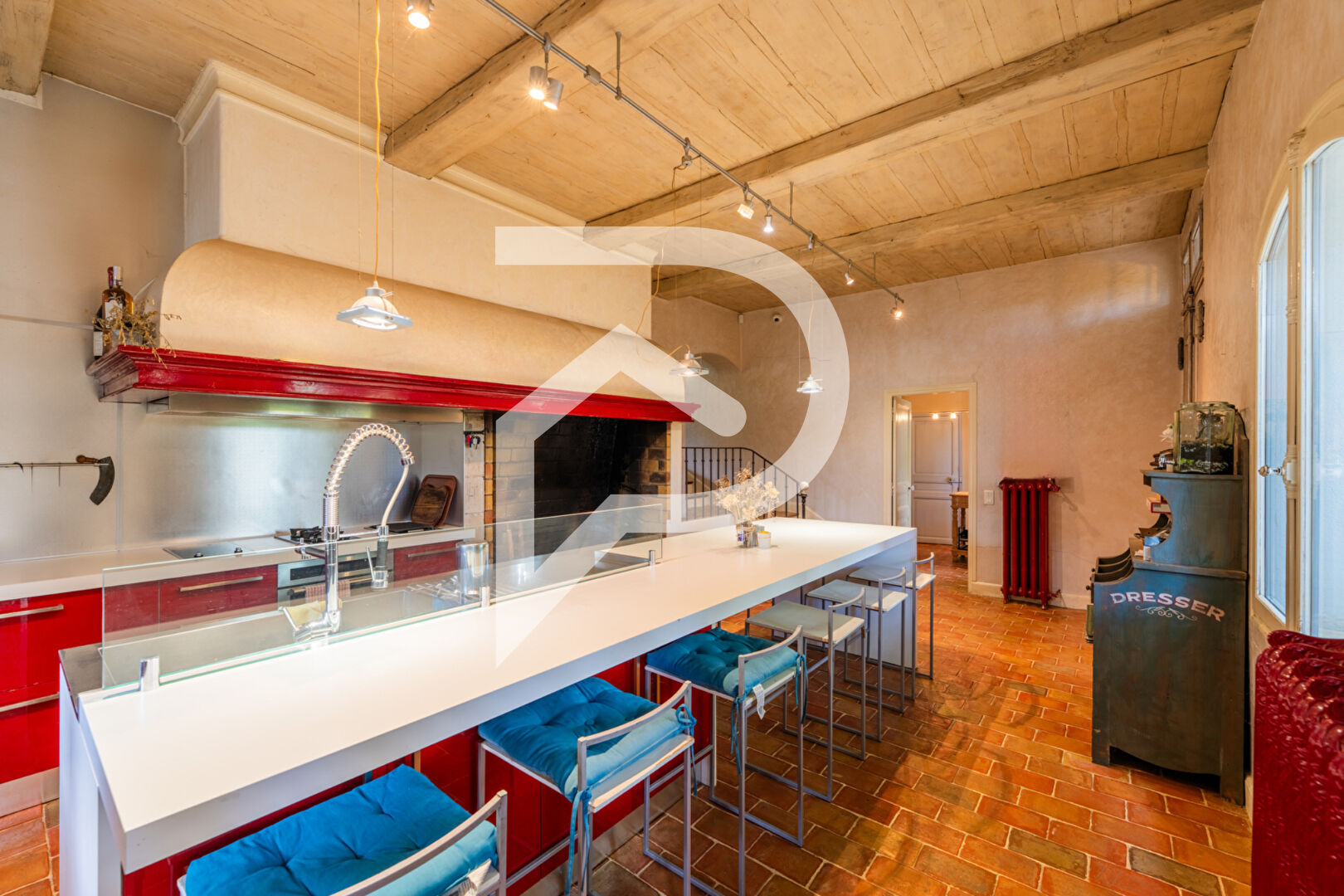 Photo Villa provençale Fuveau 6 pièces 200 m2 vue Sainte-Victoire avec piscine à débordement image 4/6