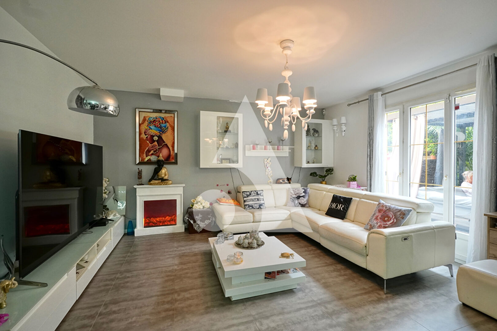 Photo Fuveau Villa composée de 3 logements avec piscine image 2/6