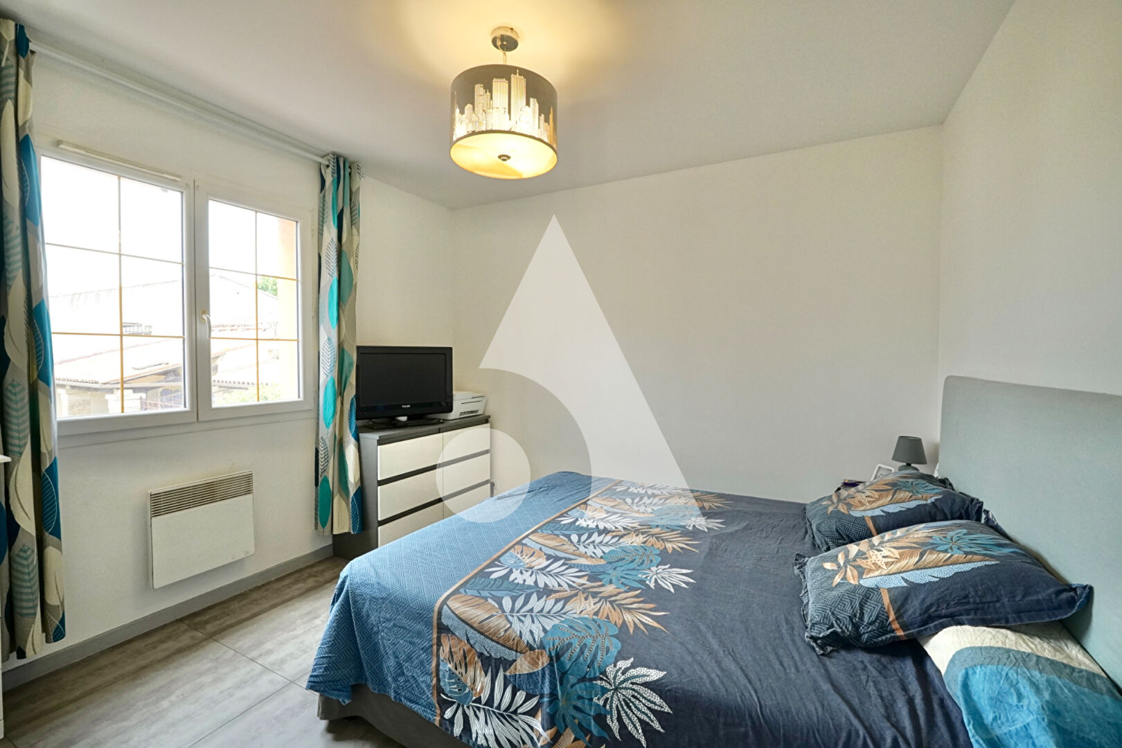 Photo Fuveau Villa composée de 3 logements avec piscine image 5/6