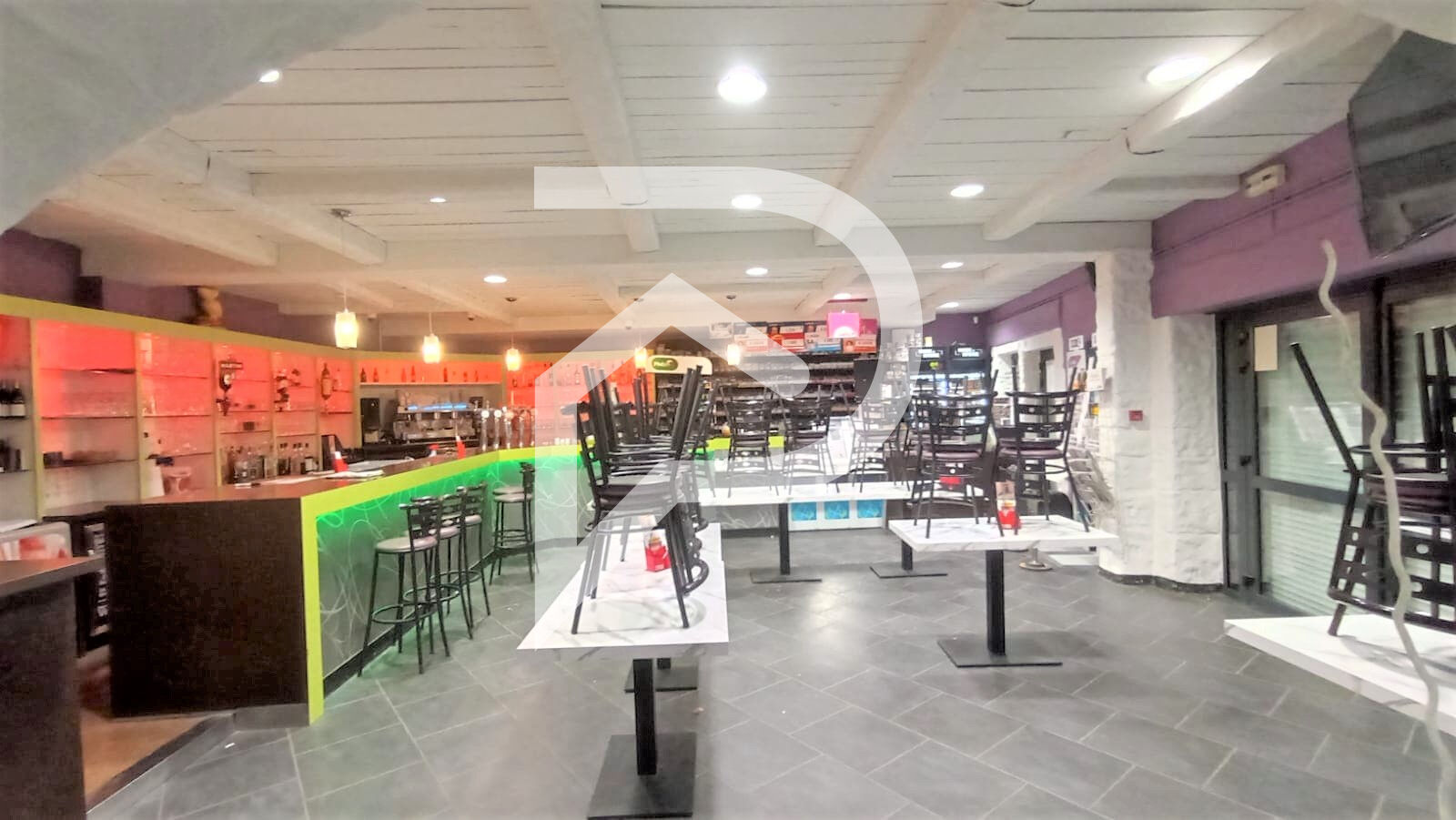 MURS COMMERCIAUX + FOND DE COMMERCE