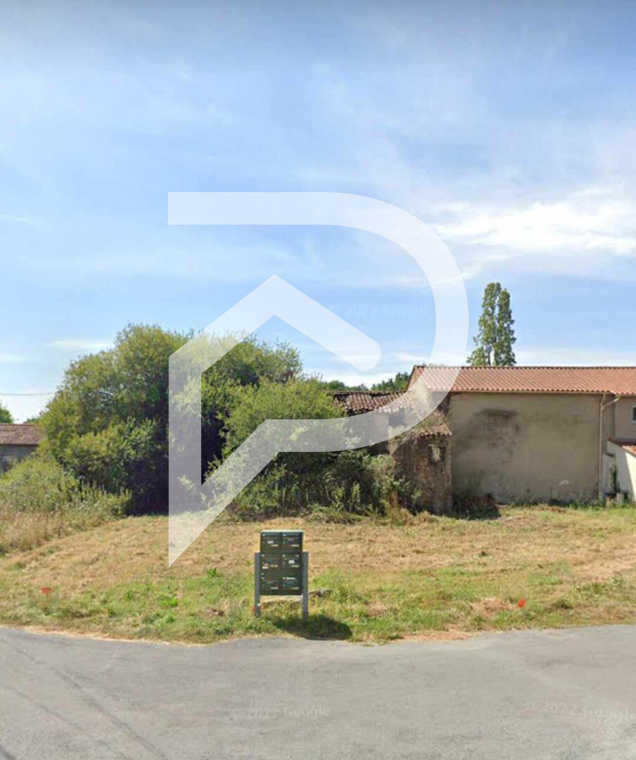 Photo Terrain Landeronde 327 m2 image 2/6