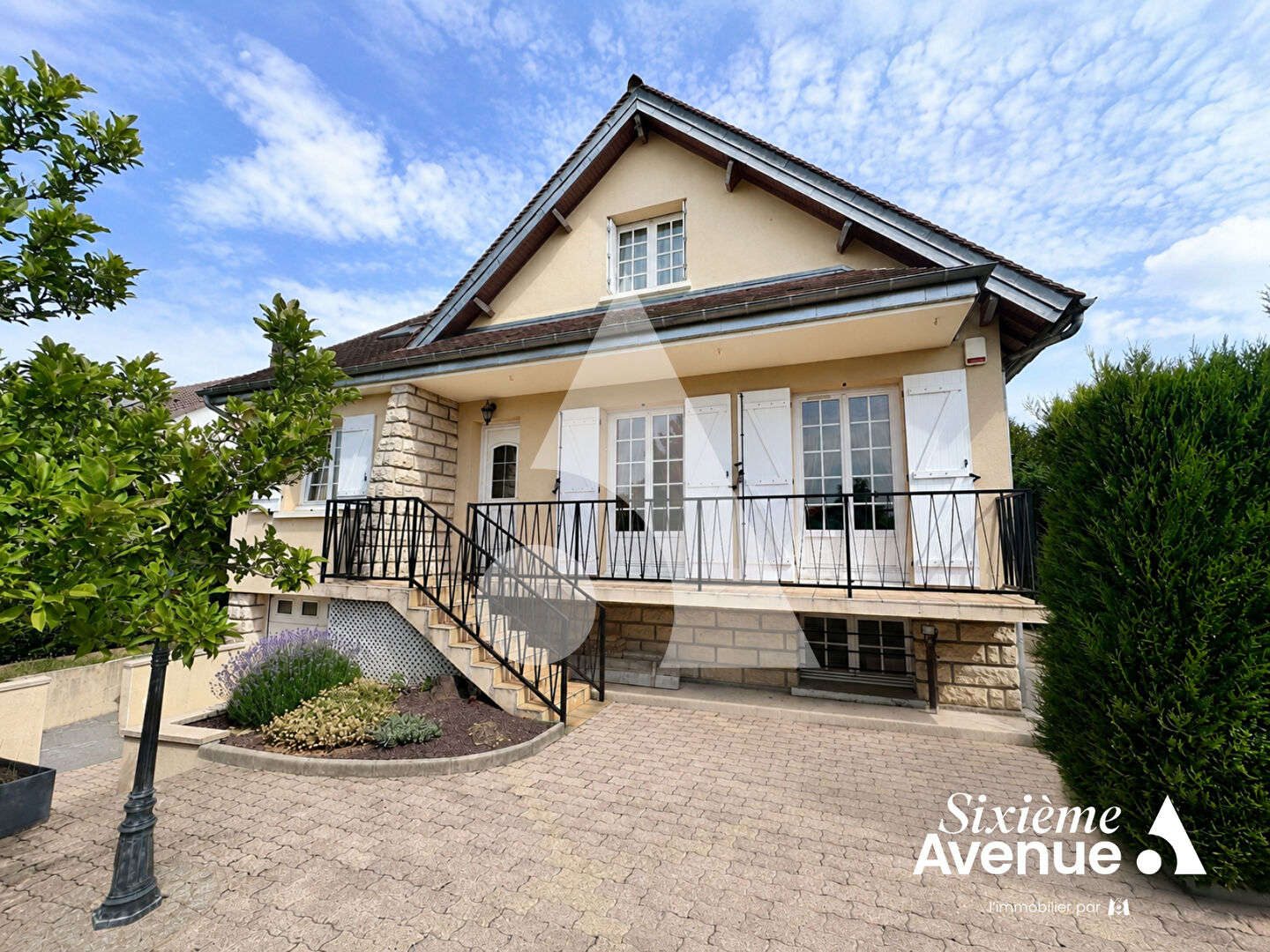 Maison Bouray-sur-juine - 6 pièce(s) - 125 m2