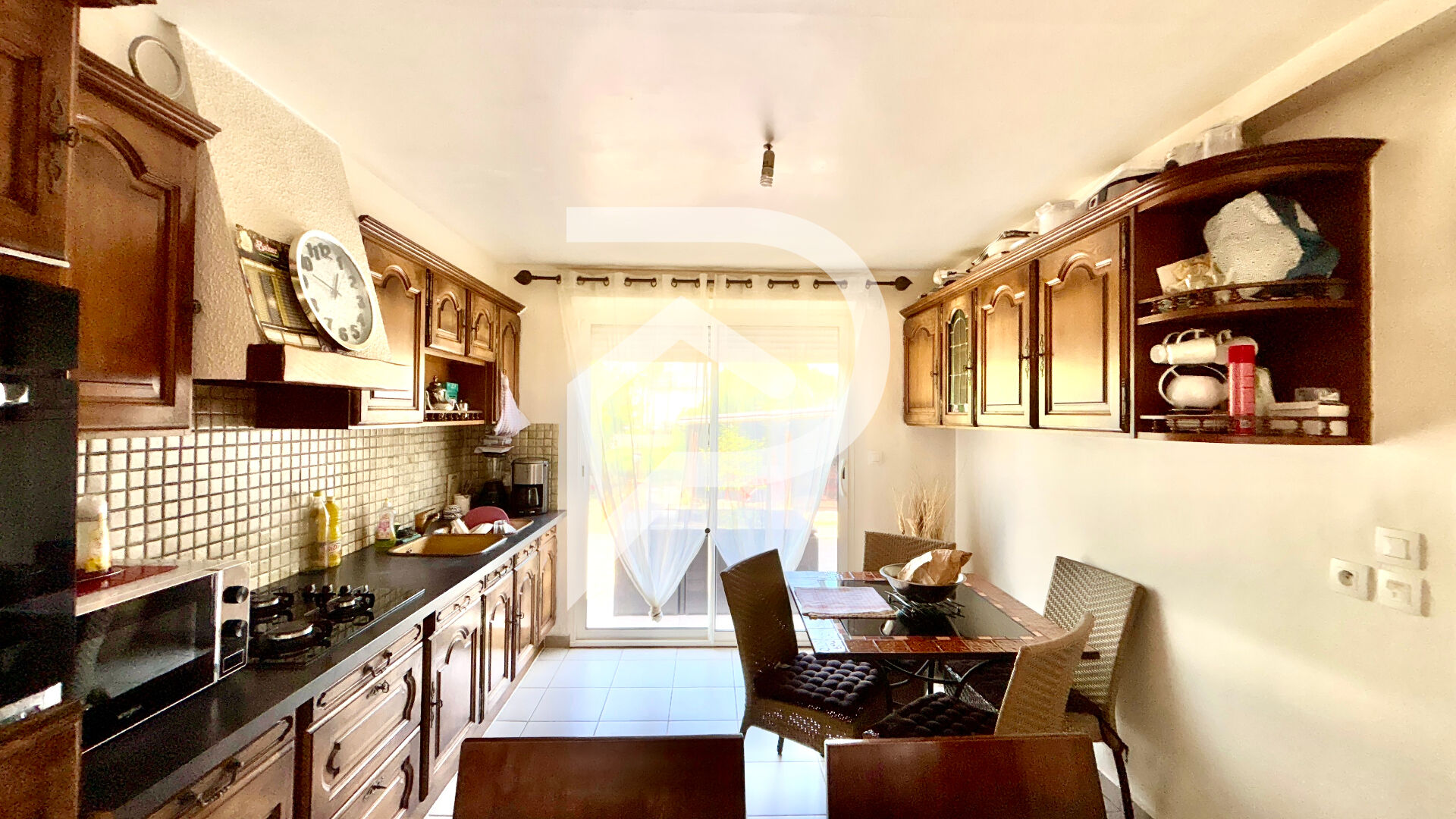 Photo Maison familiale de 83 m2 non mitoyenne avec jardin, garage et bureau ? Quartier Penhoët image 5/6