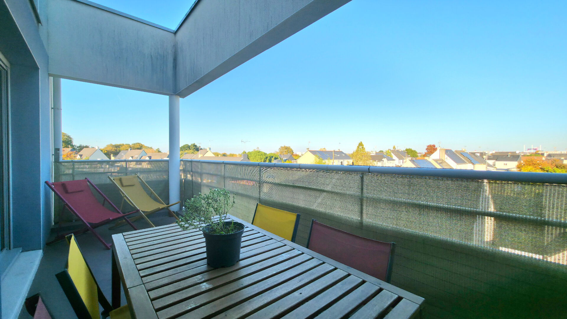 Appartement T2 de 37 m² avec terrasse! Vue dégagée, calme et lumineux