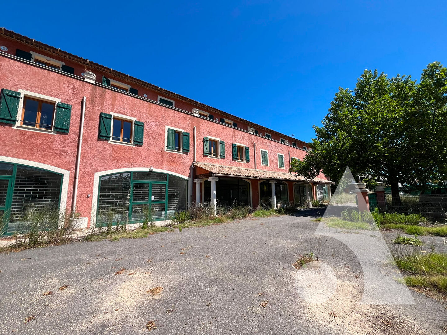 Agence immobilière de Stéphane Plaza Immobilier Salernes
