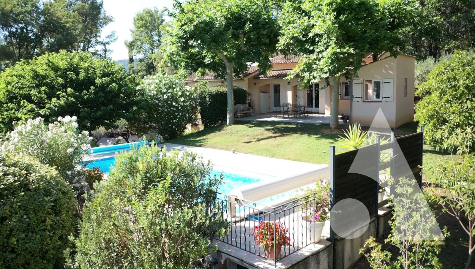 Agence immobilière de Stéphane Plaza Immobilier Salernes