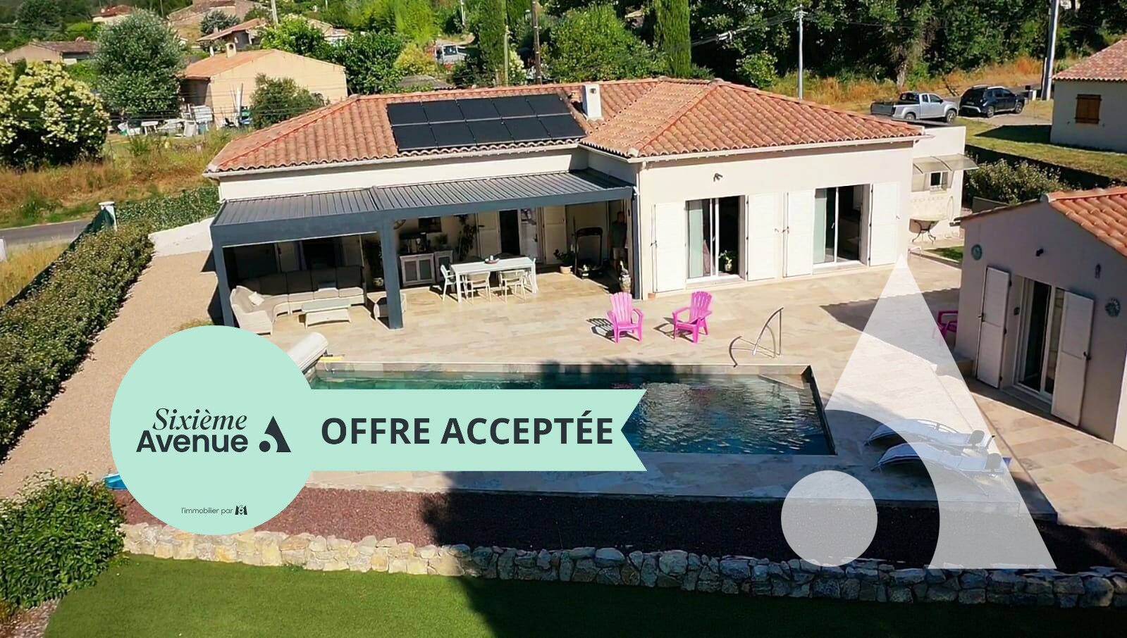 Maison de 160 m² avec dépendance de 15m² piscine sur terrain de 1.432 m²