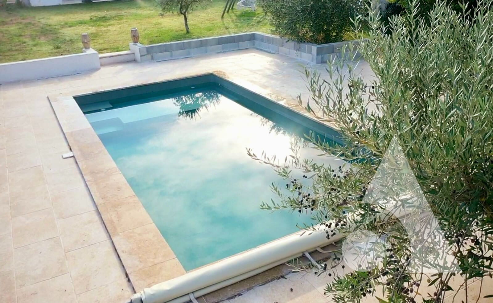 Photo Maison de plain-pied 73 m² avec piscine image 4/6