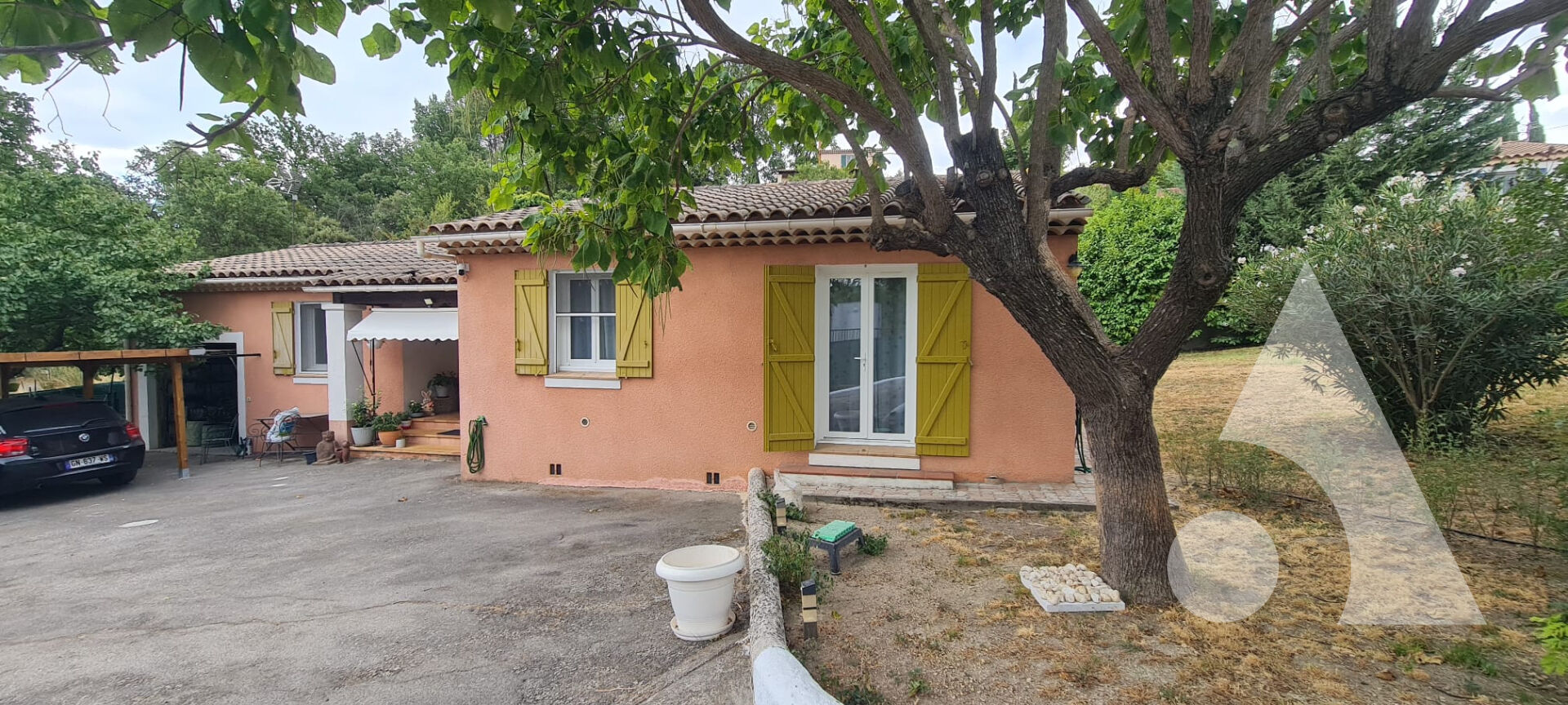 Agence immobilière de Stéphane Plaza Immobilier Salernes