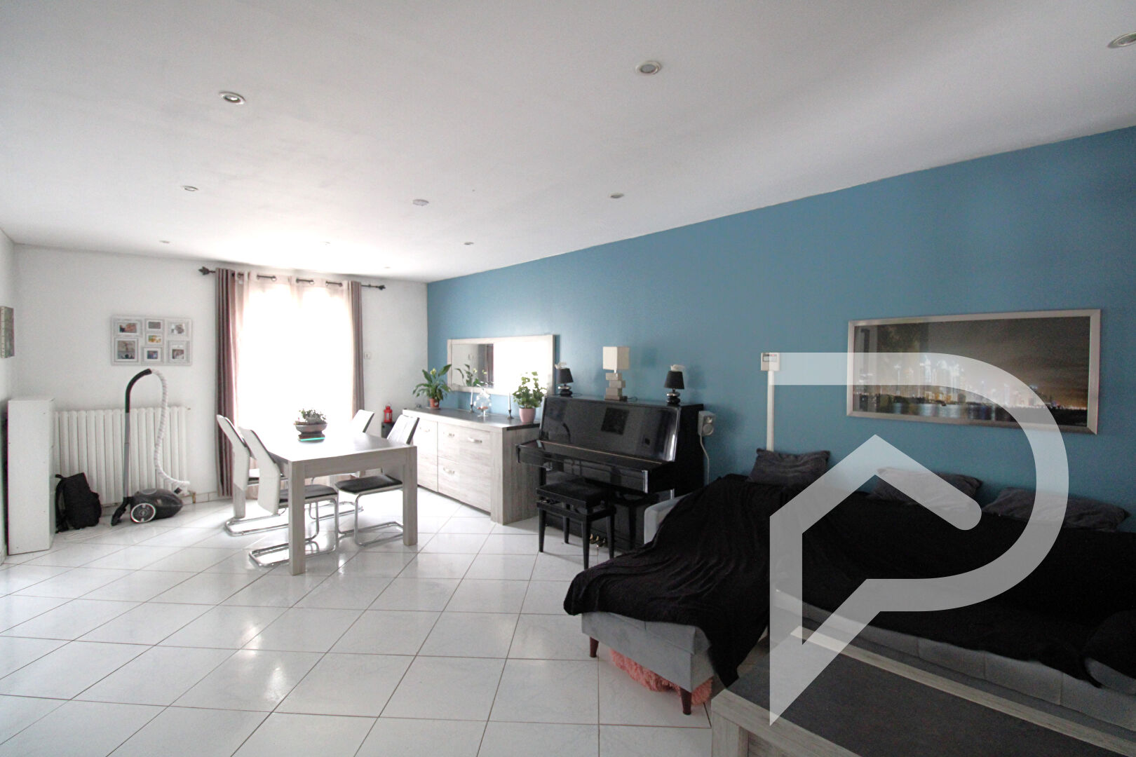 Agence immobilière de Stéphane Plaza Immobilier Estrées-Saint-Denis