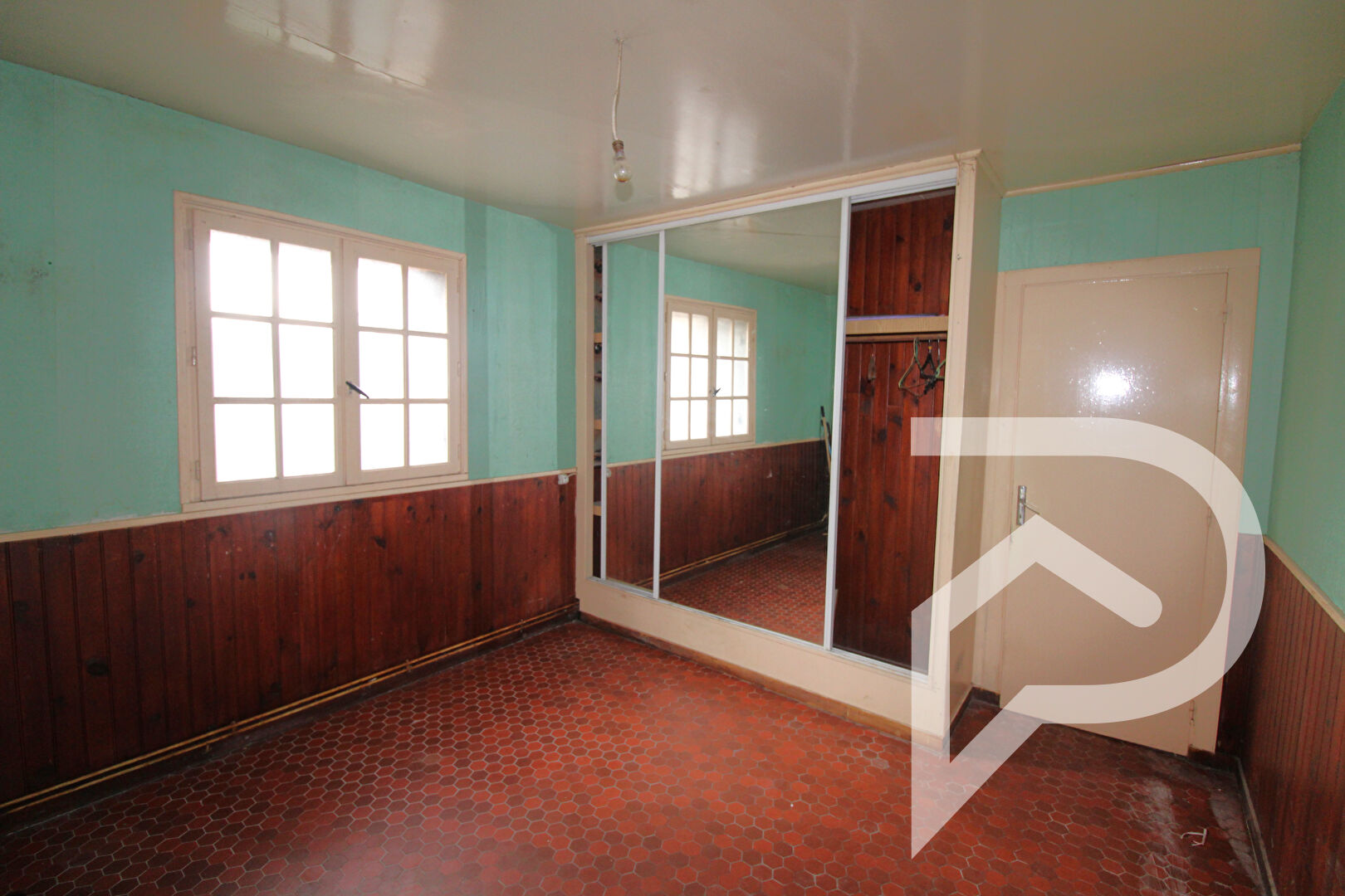 Photo Maison Saint Sauveur 7 pièce(s) 145m2 image 6/6