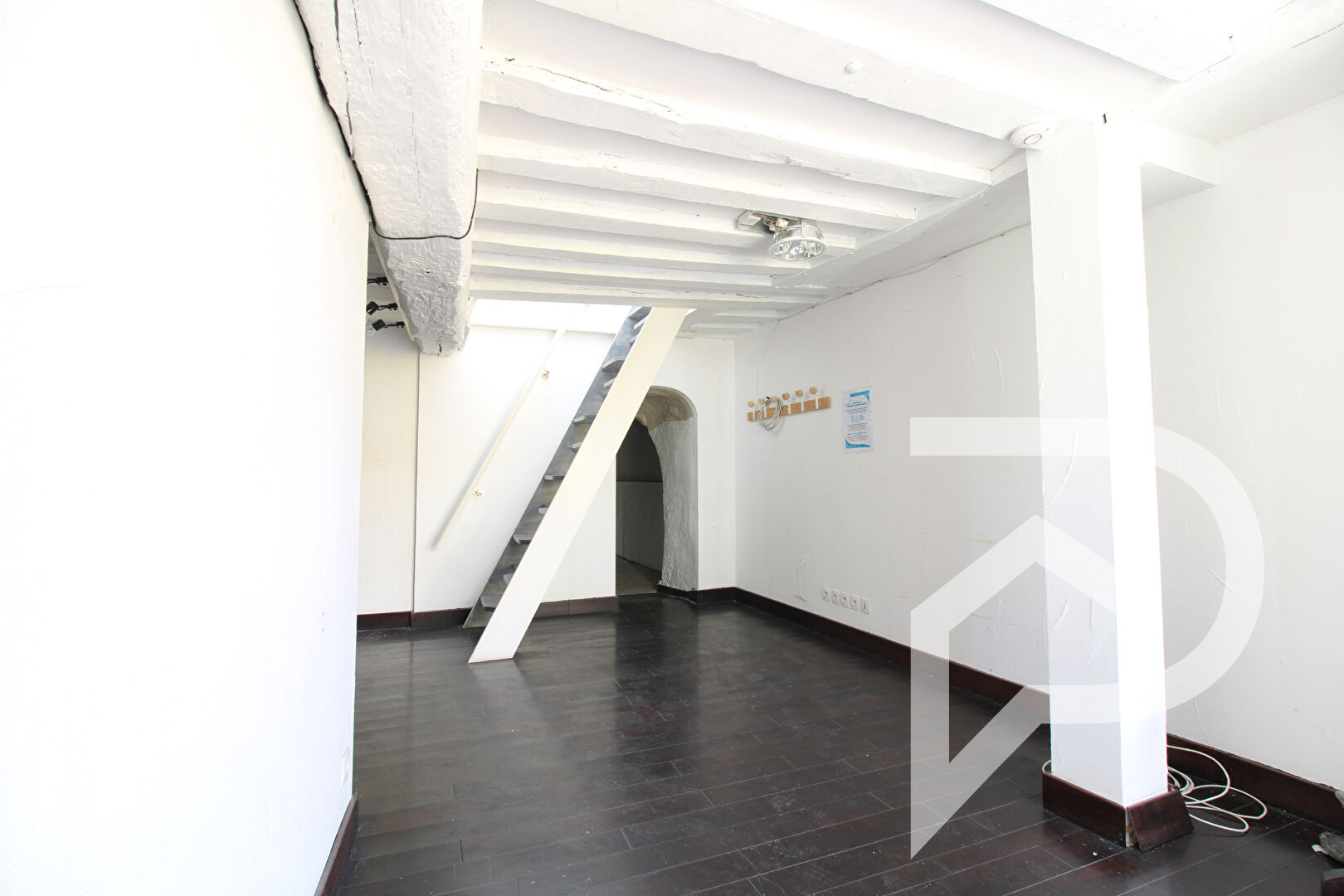 Photo Local commercial PONT SAINTE MAXENCE image 1/3