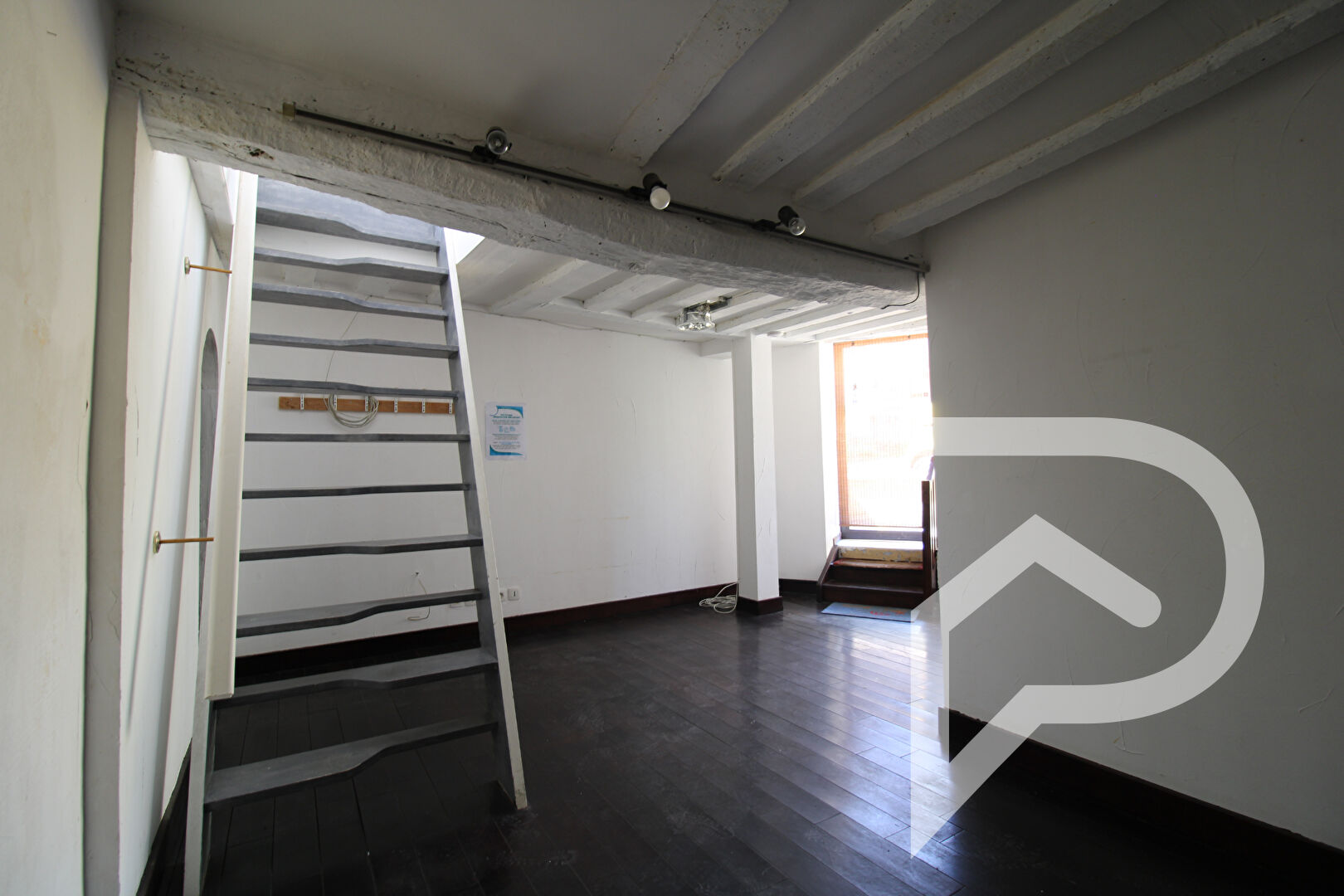 Photo Local commercial PONT SAINTE MAXENCE image 2/3