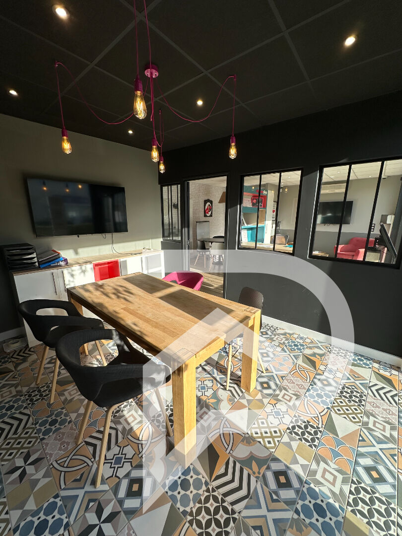 LOCAL COMMERCIALE CENTRE VILLE