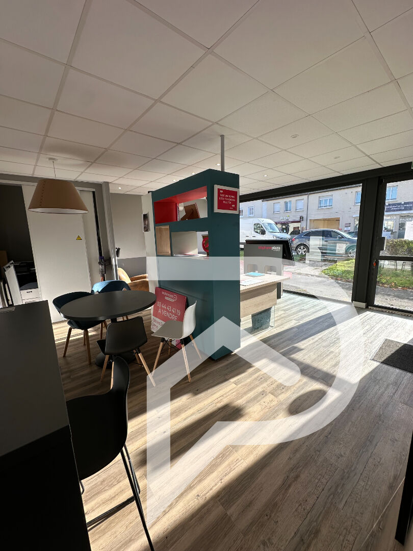 Photo LOCAL COMMERCIALE CENTRE VILLE image 2/5