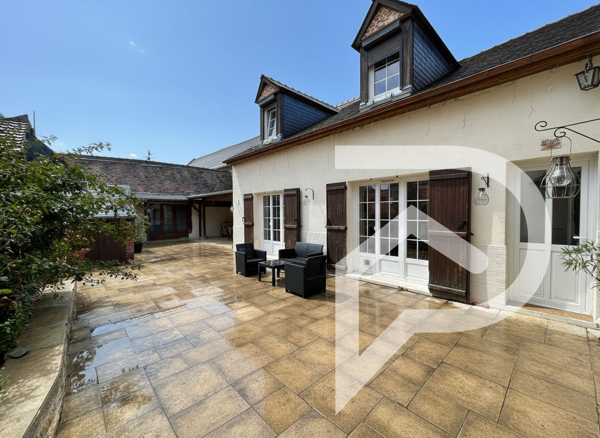 Photo Maison Arsy 7 pièce(s) 150 m2 image 2/6