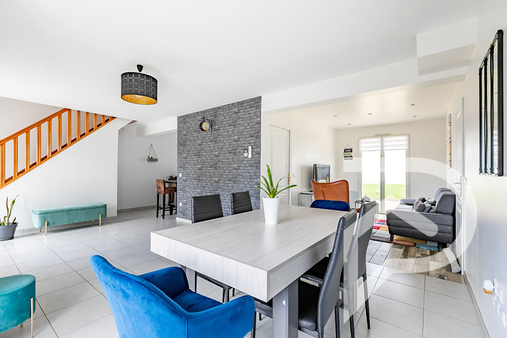 Photo Pavillon de 2019 secteur Estrées Saint Denis 5 pièce(s) 94 m2 image 4/6