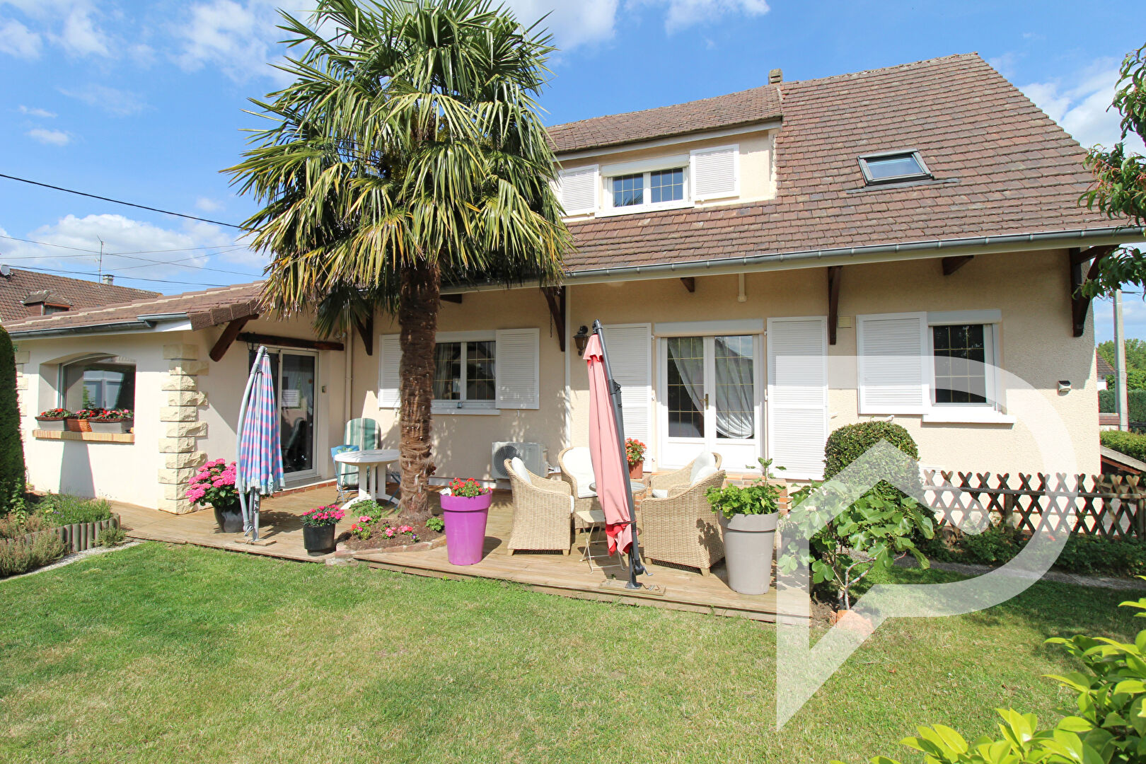 Maison Chevrières 8 pièce(s) 167 m2