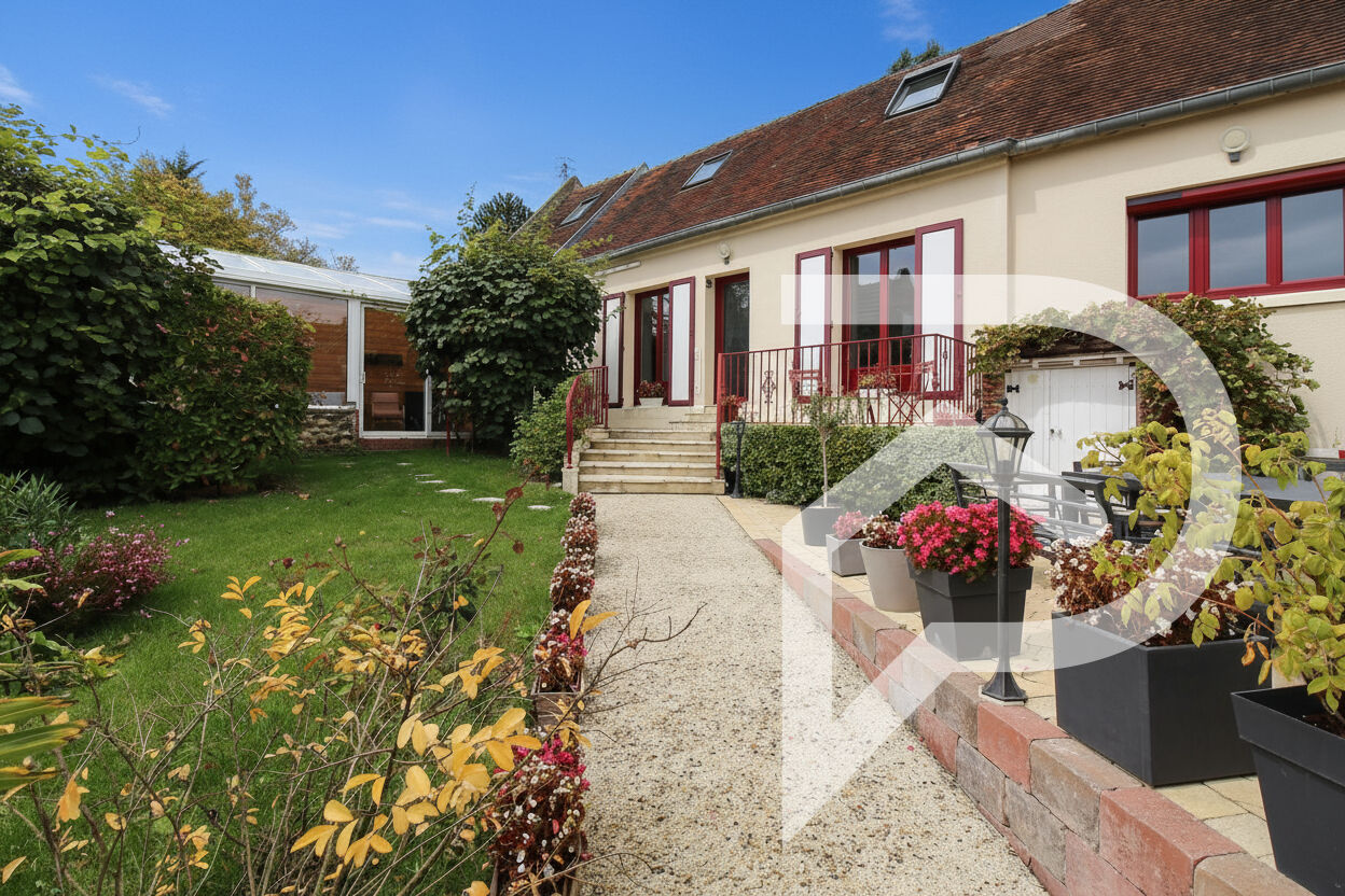 Photo Maison Jonquières 8 pièce(s) 186 m2 image 1/6