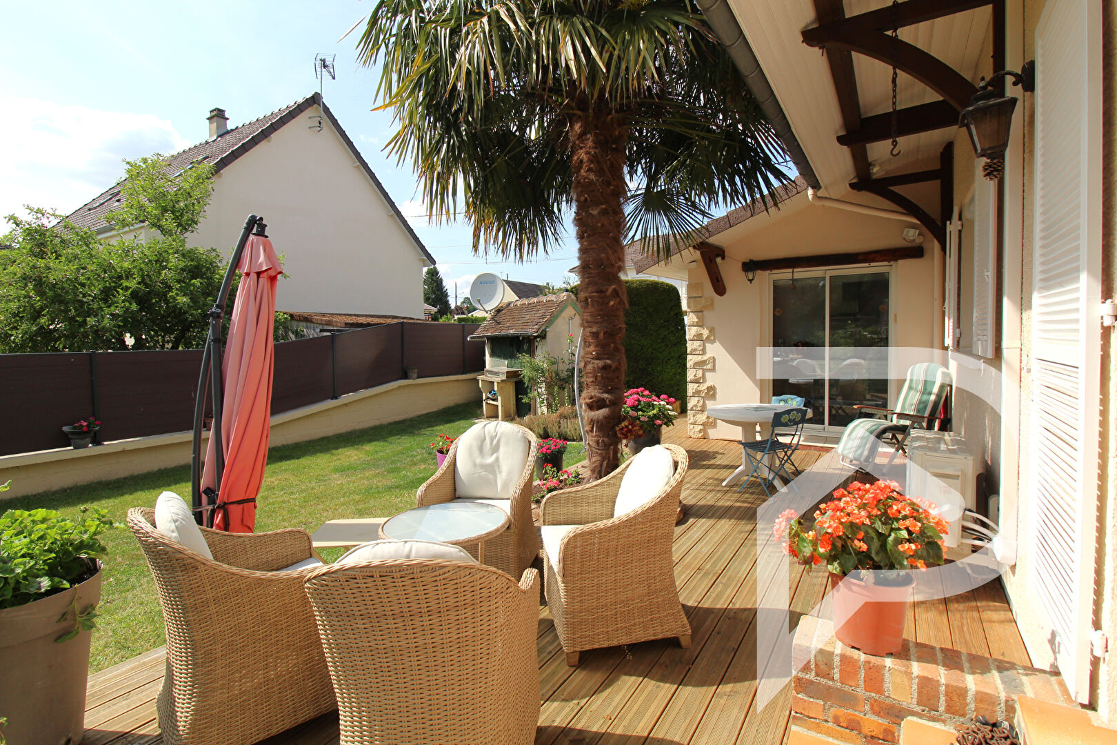 Photo Maison Chevrières 8 pièce(s) 167 m2 image 4/6