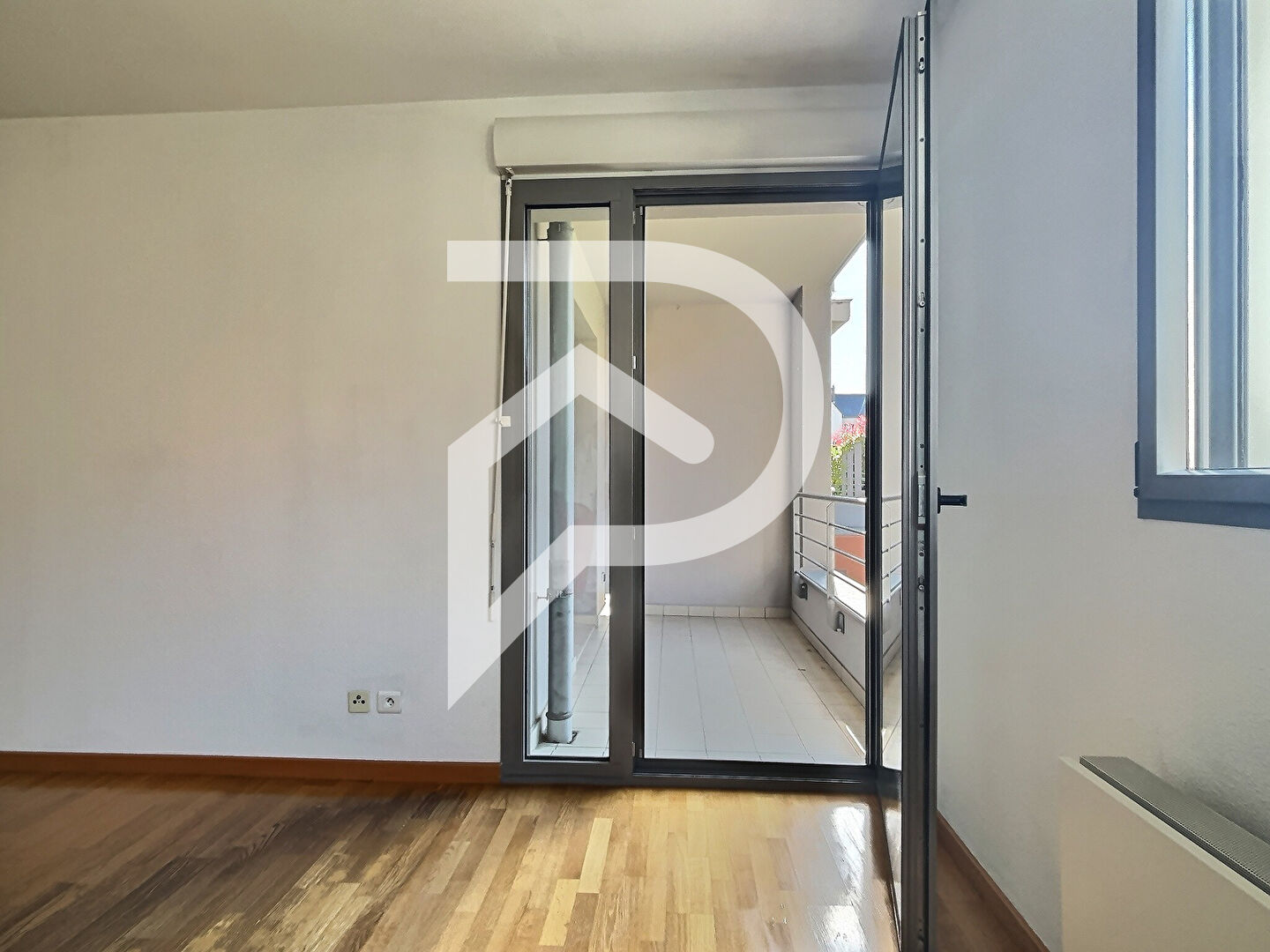 Photo Appartement Colmar 2 pièce(s) 55 m2 avec garage image 3/6