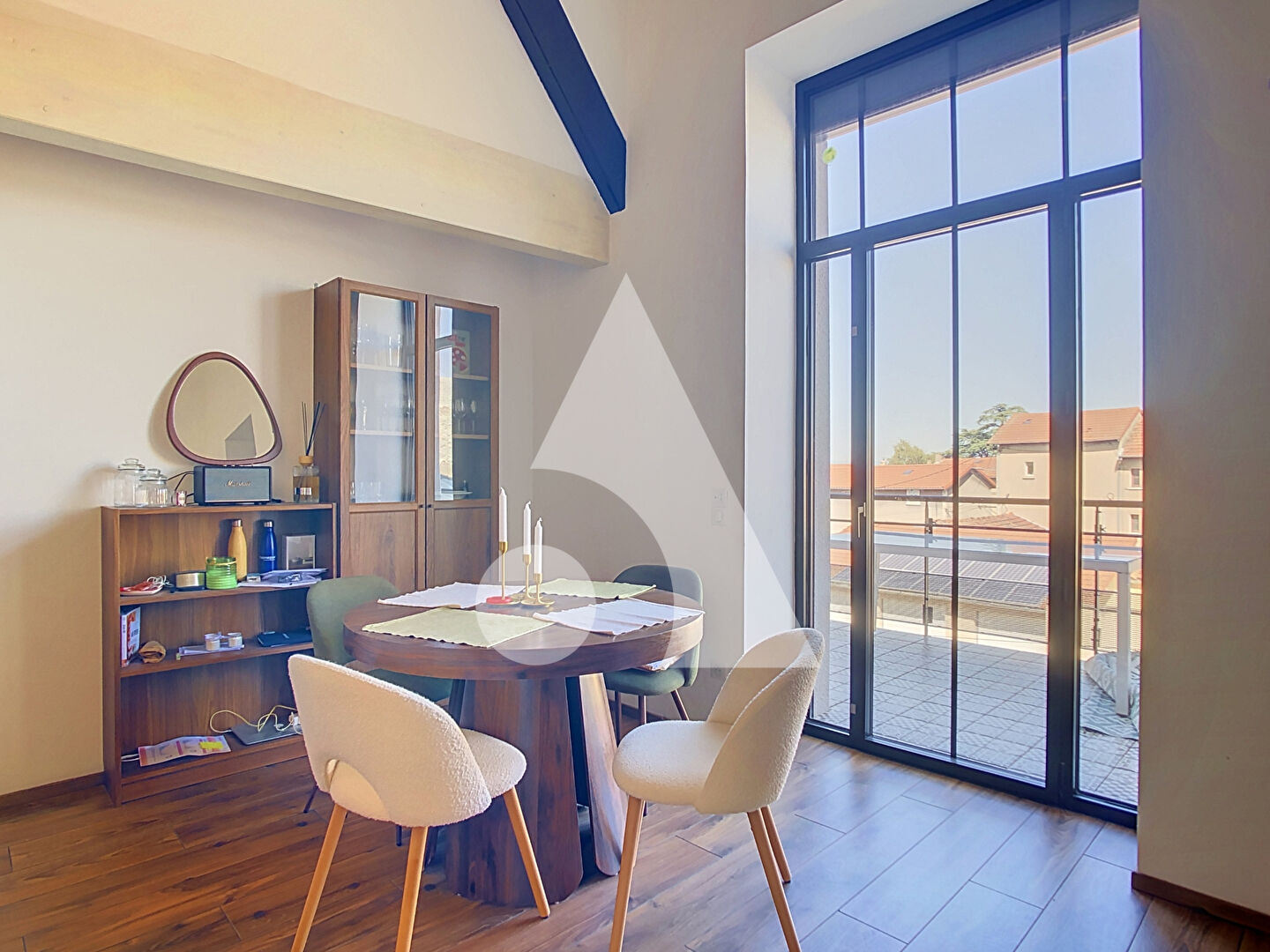 Appartement Chazelles Sur Lyon 3 pièce(s) avec balcon