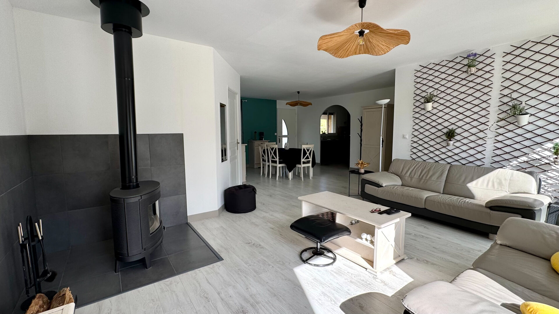 Agence immobilière de Sixième Avenue Rochefort