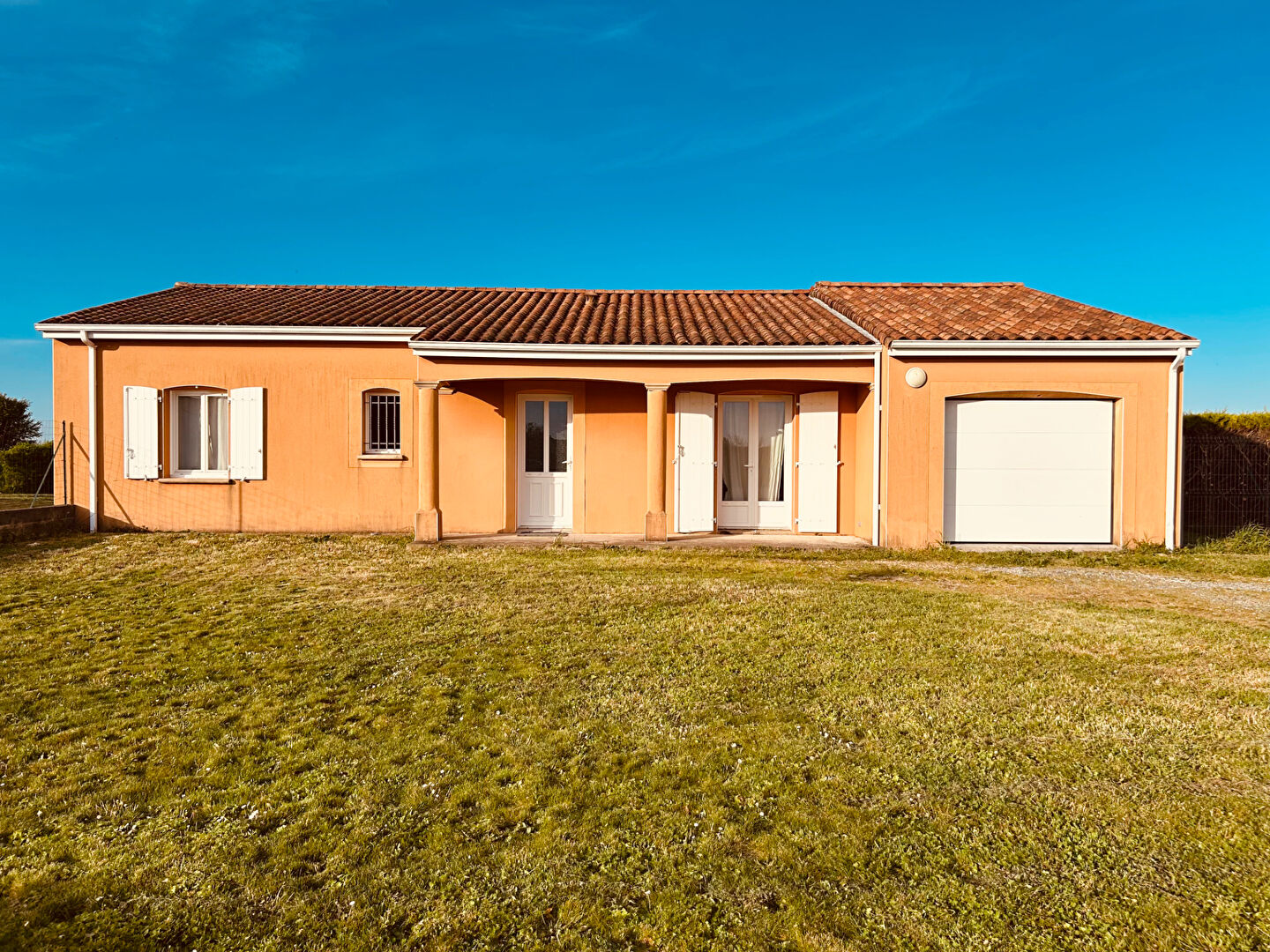 Agence immobilière de Sixième Avenue Rochefort