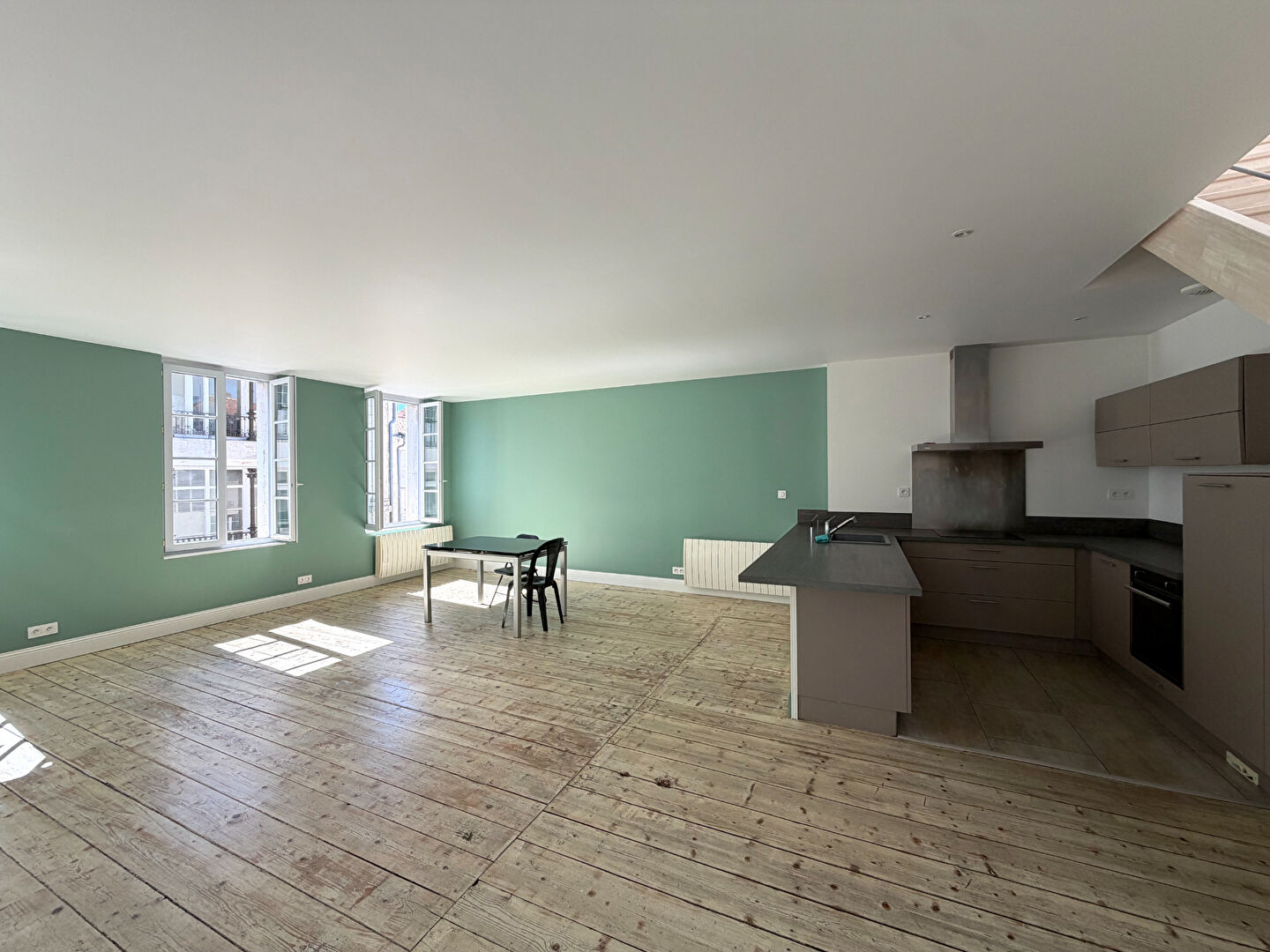 Agence immobilière de Sixième Avenue Rochefort