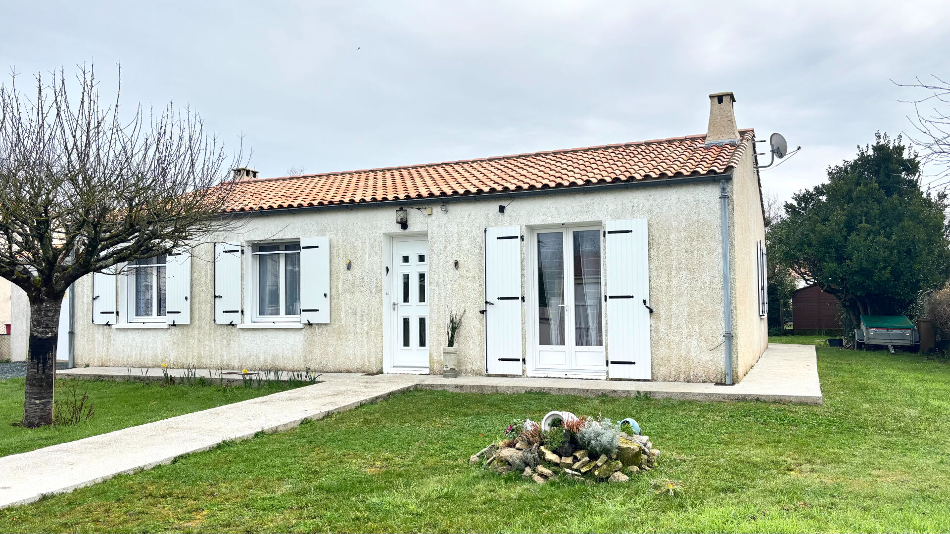 Agence immobilière de Sixième Avenue Rochefort