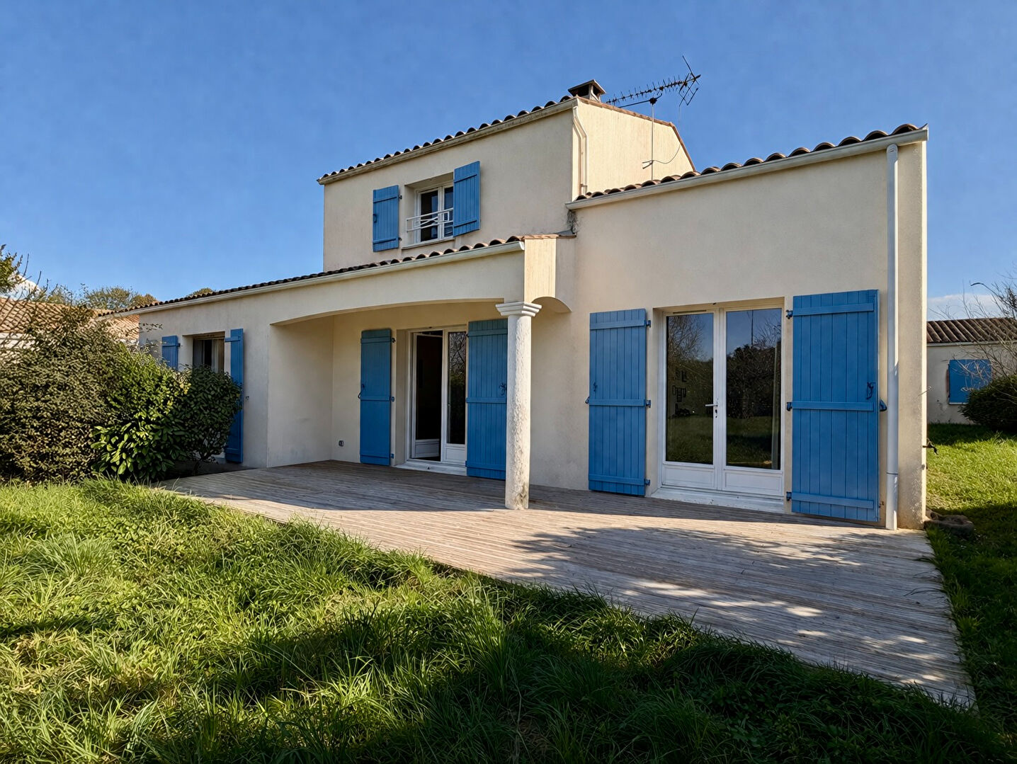 Agence immobilière de Sixième Avenue Rochefort