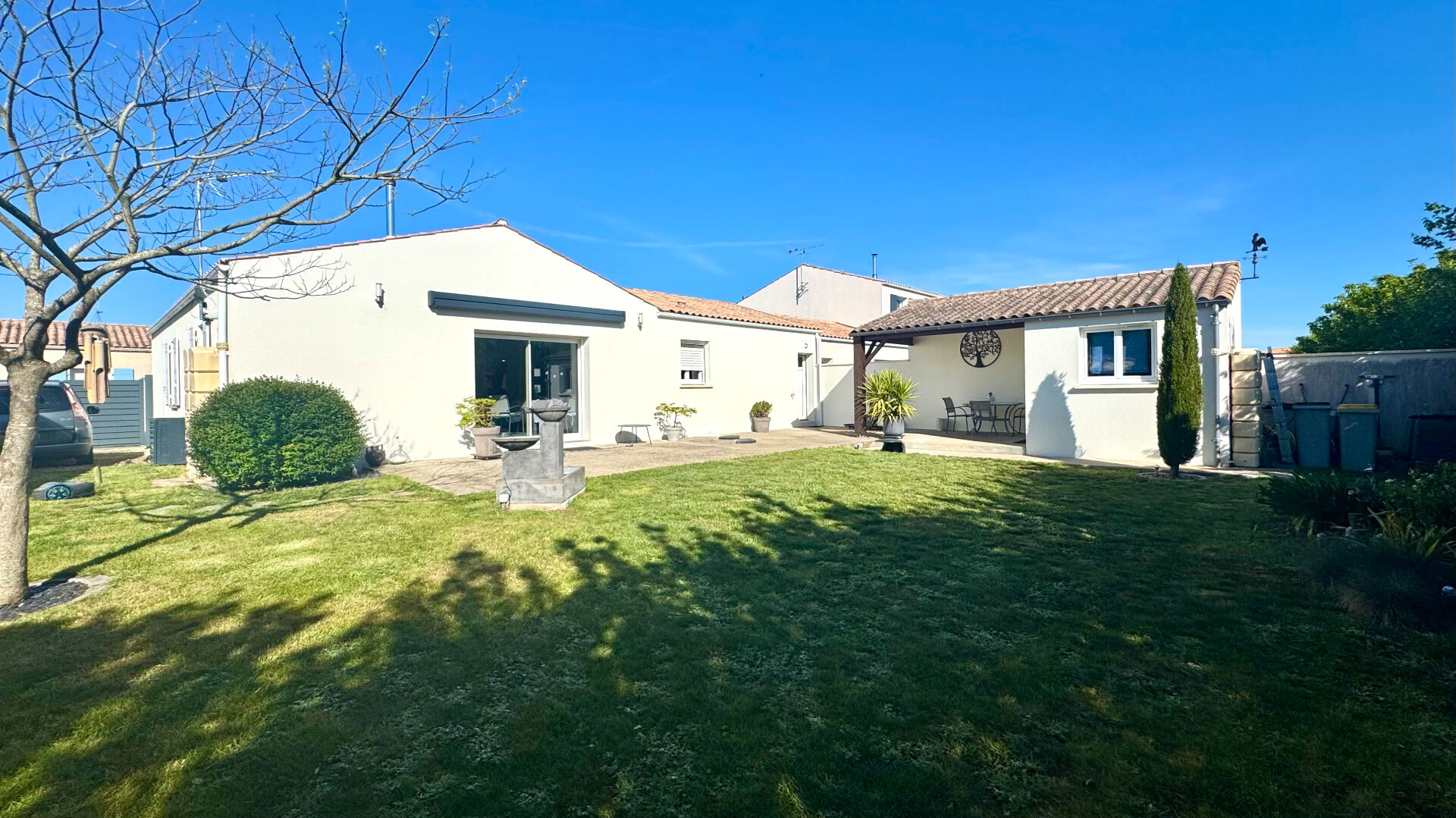 Agence immobilière de Sixième Avenue Rochefort