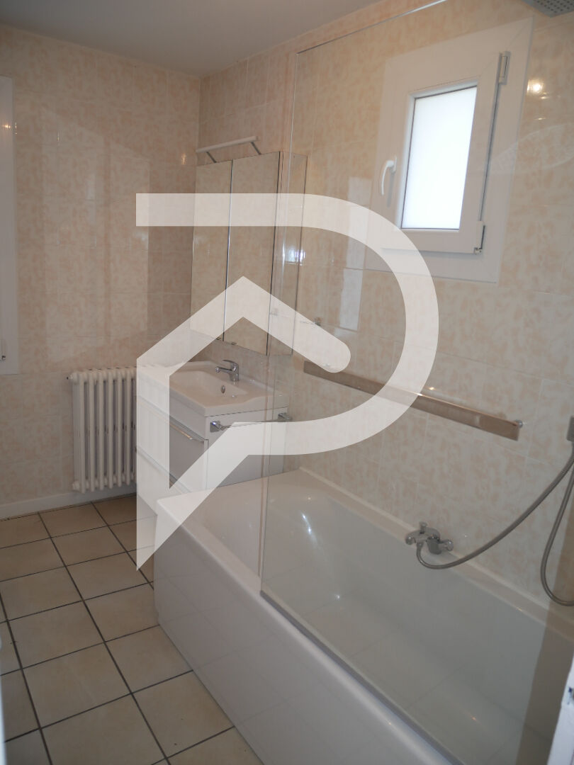 Photo Maison Mitoyenne T4 64m² Blanzy image 3/6