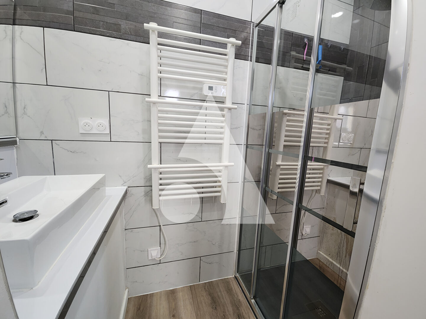 Photo Immeuble de rapport Montceau Les Mines 6 pièces 110.87 m² image 6/6