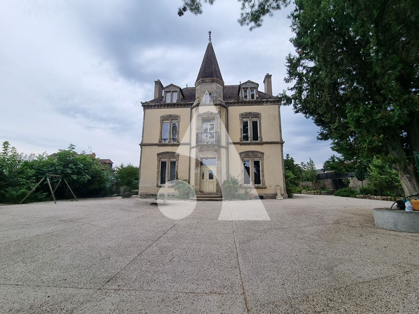 Agence immobilière de Sixieme Avenue Montceau les Mines