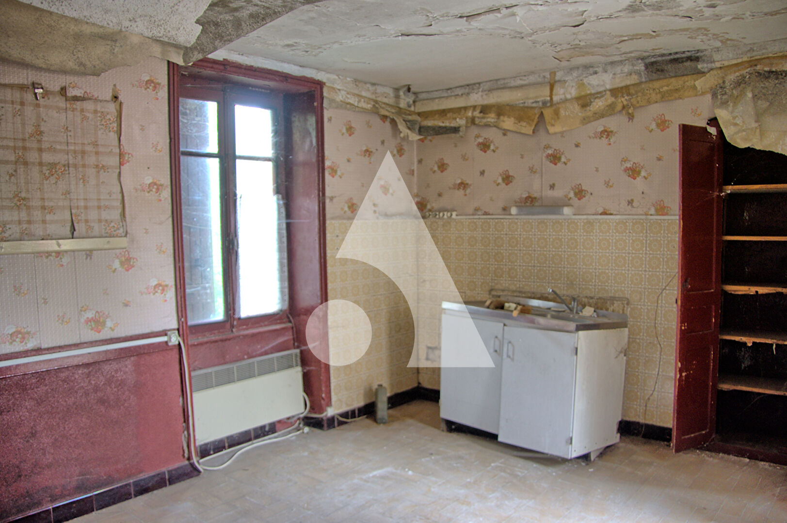 Photo Maison de village - CHAROLLES image 6/6