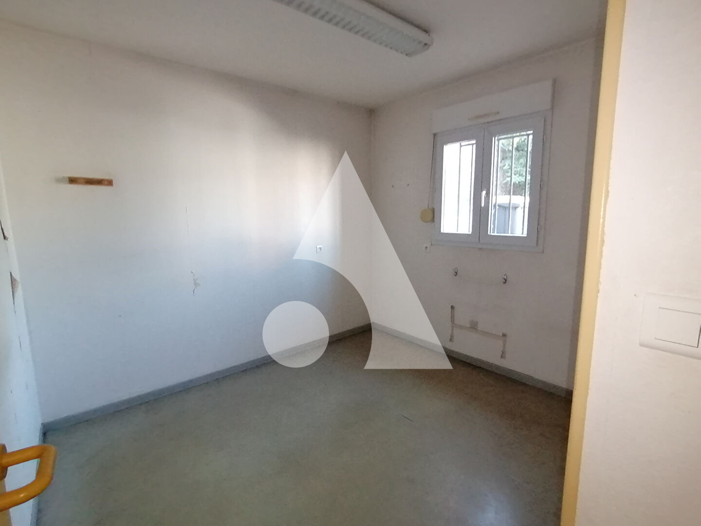 Photo Local d'Activité - MONTCEAU LES MINES image 2/5