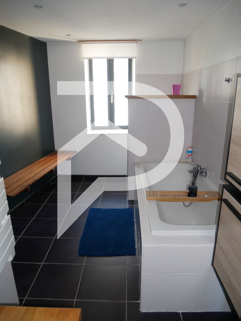 Photo Maison de ville Genelard 5 pièce(s) 107m2 image 3/6