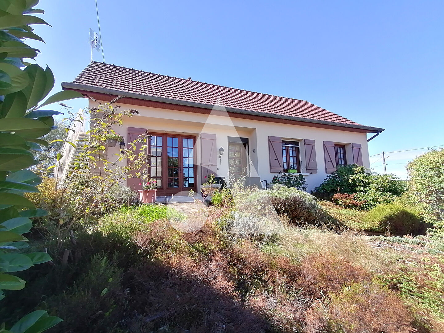 Maison individuelle  - TOULON SUR ARROUX