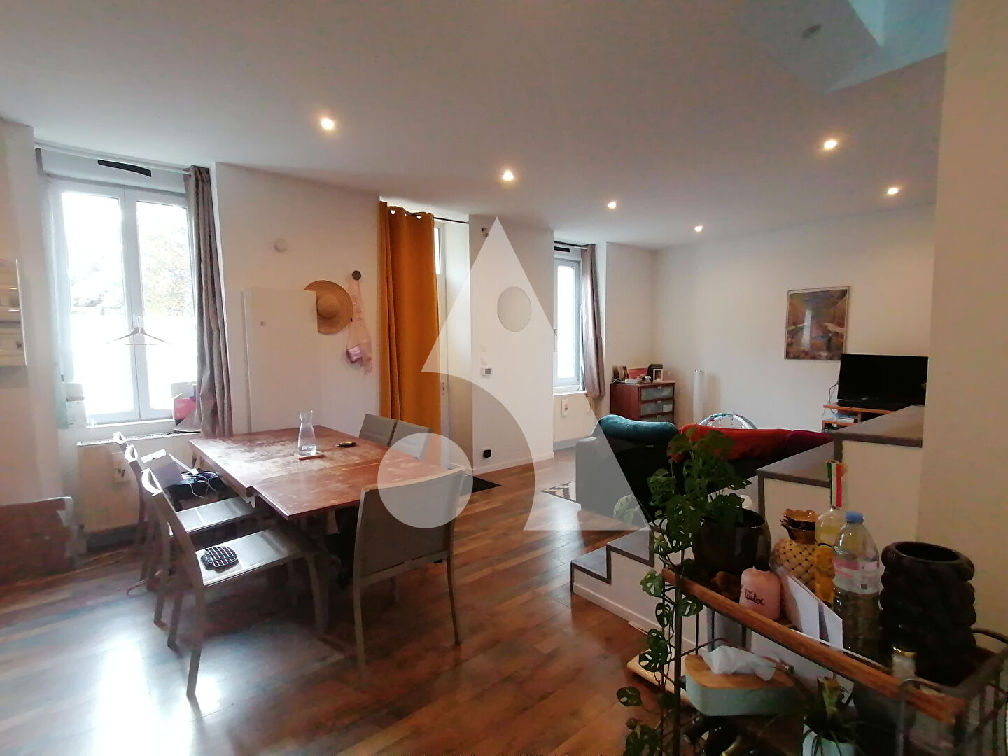 Agence immobilière de Sixieme Avenue Montceau les Mines