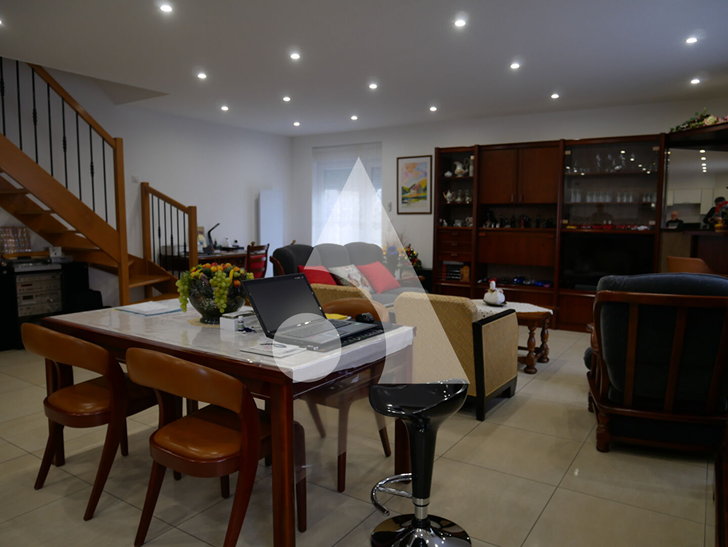 Agence immobilière de Sixieme Avenue Montceau les Mines