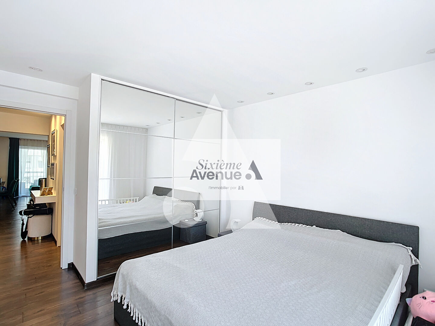 Photo Bel Appartement Cannes 3 pièces 74,5 m²-Garage-Cave. image 4/6