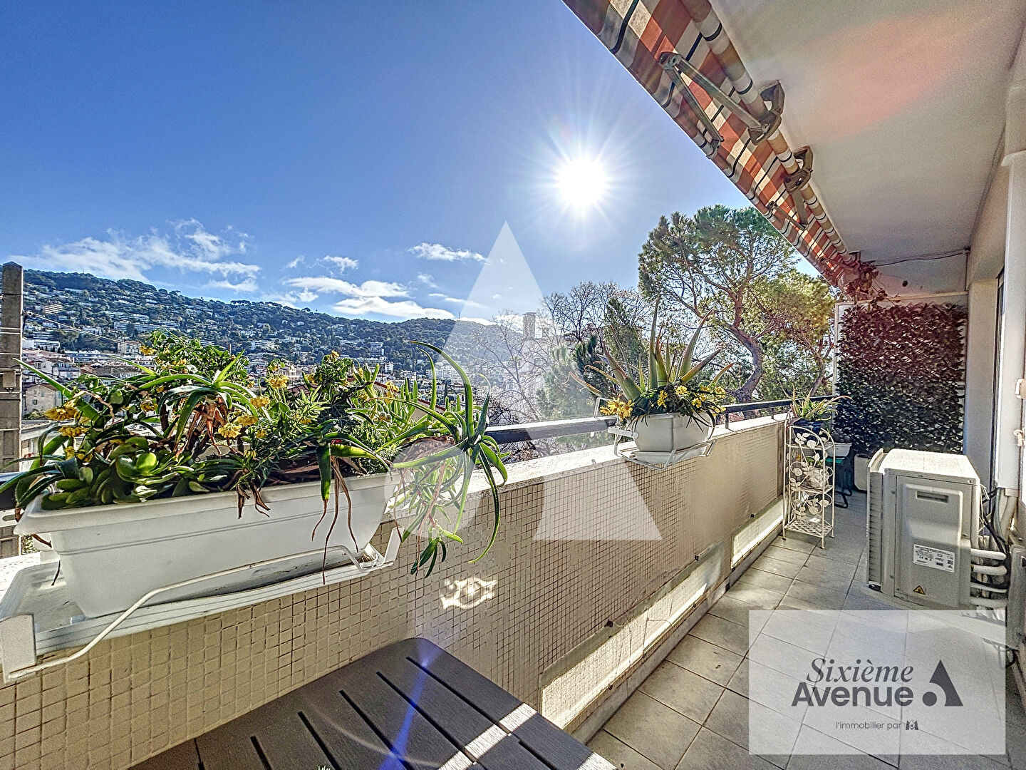 Appartement 2 pièces 55m²  LE CANNET quartier Grande Bretagne + GARAGE + CAVE