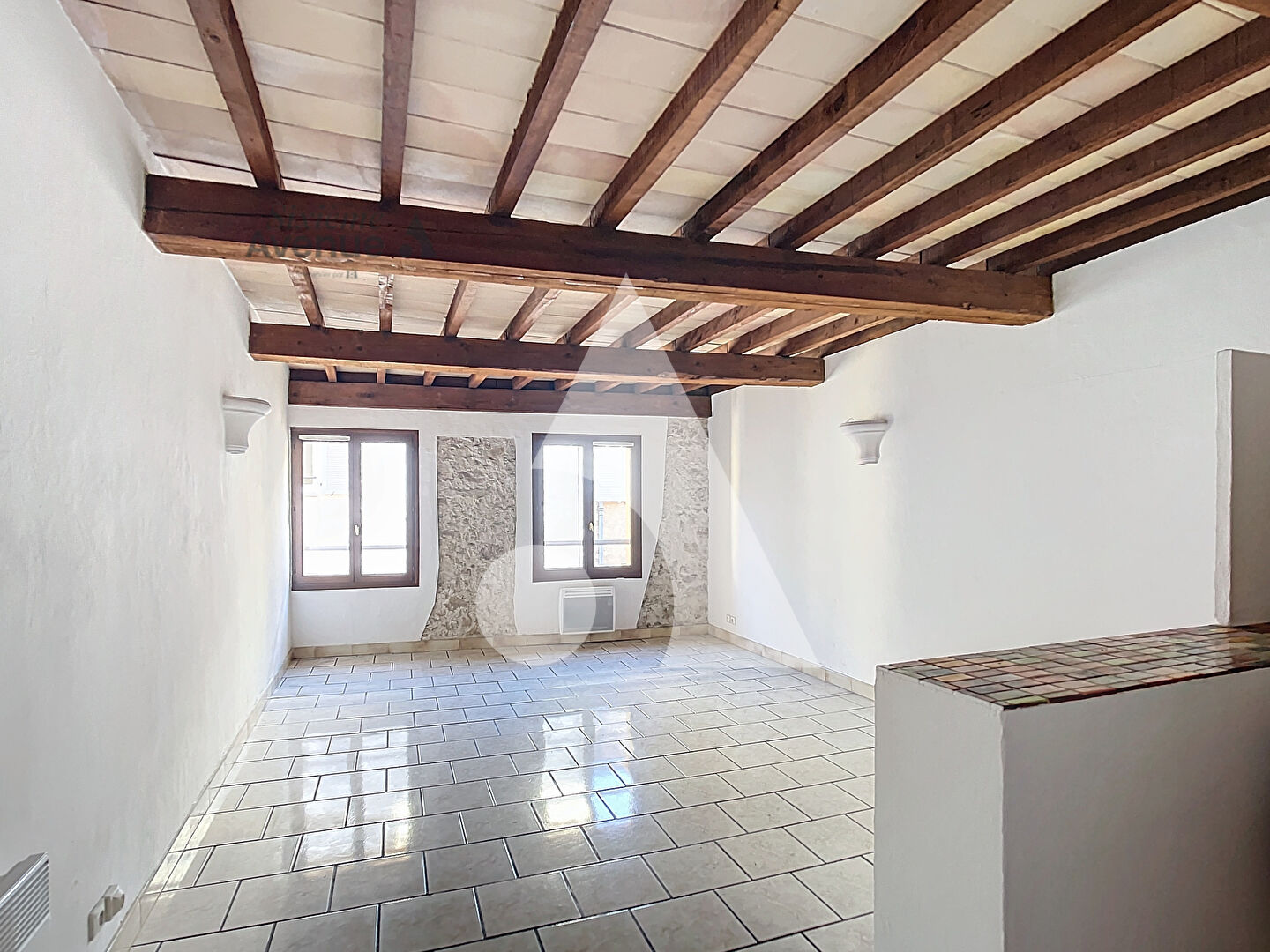 Photo 2 pièces au coeur du vieux Cannet 48.03 m² image 2/6