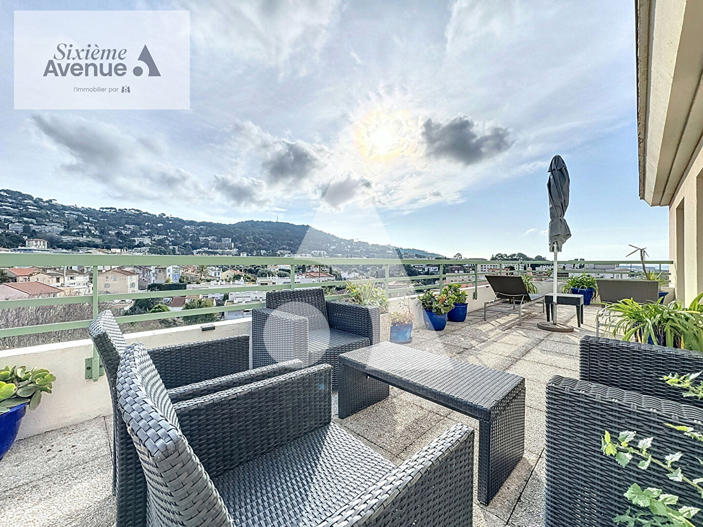 Photo PENTHOUSE LOFT 192 m² + 140 m² terrasse + piscine / sauna image 5/6