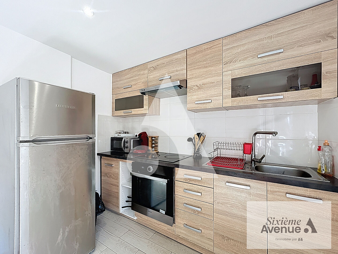 Photo STUDIO NICE CENTRE MASSENA 18,49m2 PROCHE COMMERCE ET PLAGE image 3/4