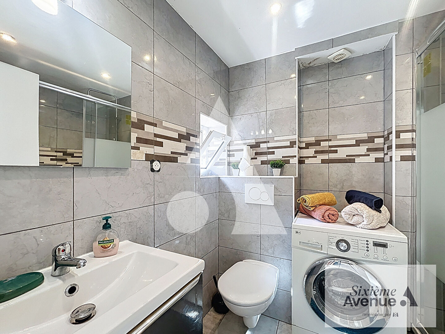 Photo STUDIO NICE CENTRE MASSENA 18,49m2 PROCHE COMMERCE ET PLAGE image 4/4