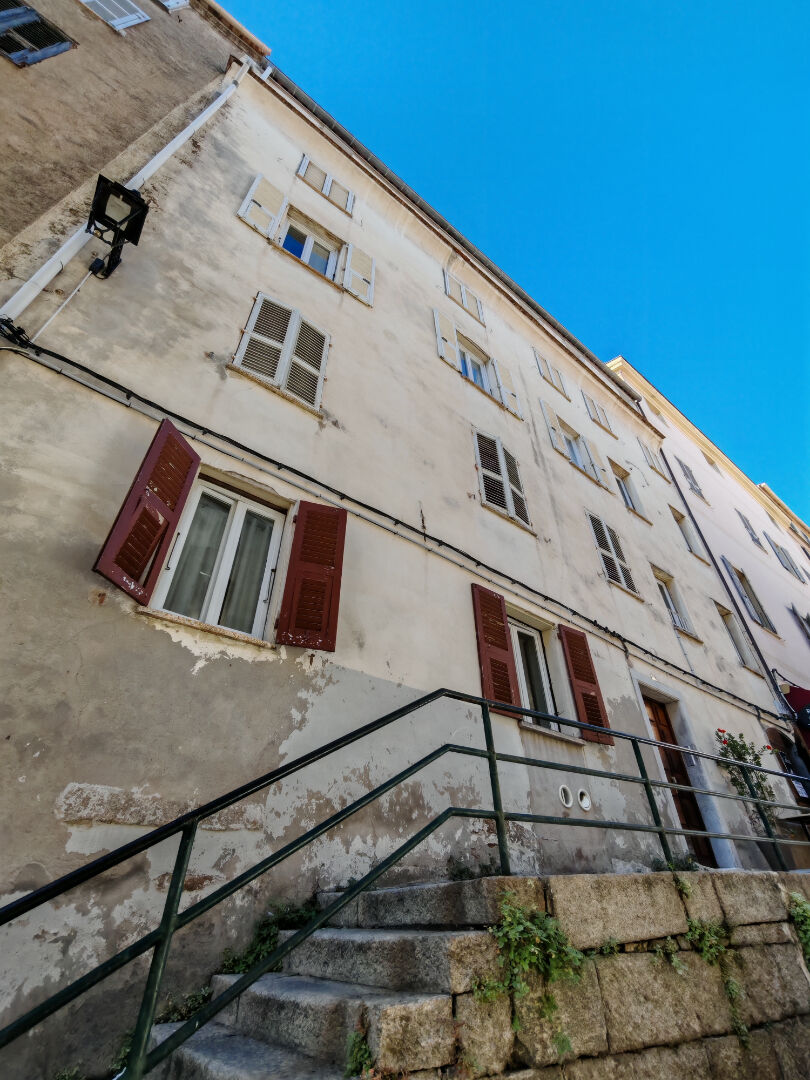 Photo APPARTEMENT T2  Centre ville historique  AJACCIO image 6/6
