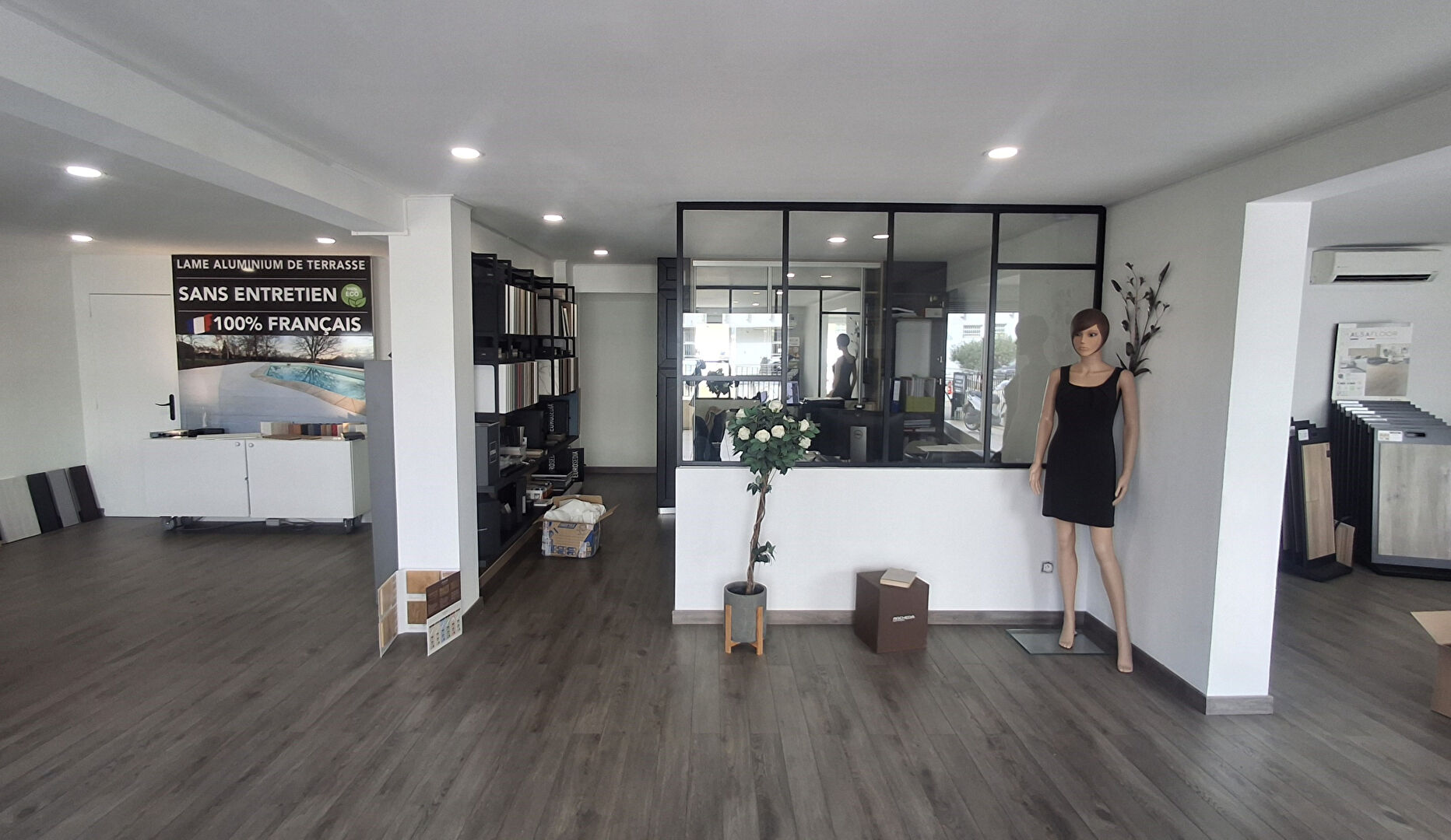 Agence immobilière de 
 Stéphane Plaza Immobilier Ajaccio - Stéphane Plaza Immobilier Ajaccio (Prochainement) 
