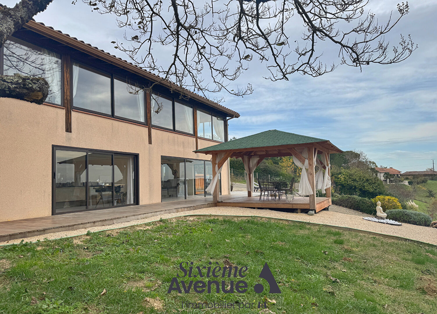 Photo Maison L Honor De Cos 8 pièce(s) 200 m2 image 1/6